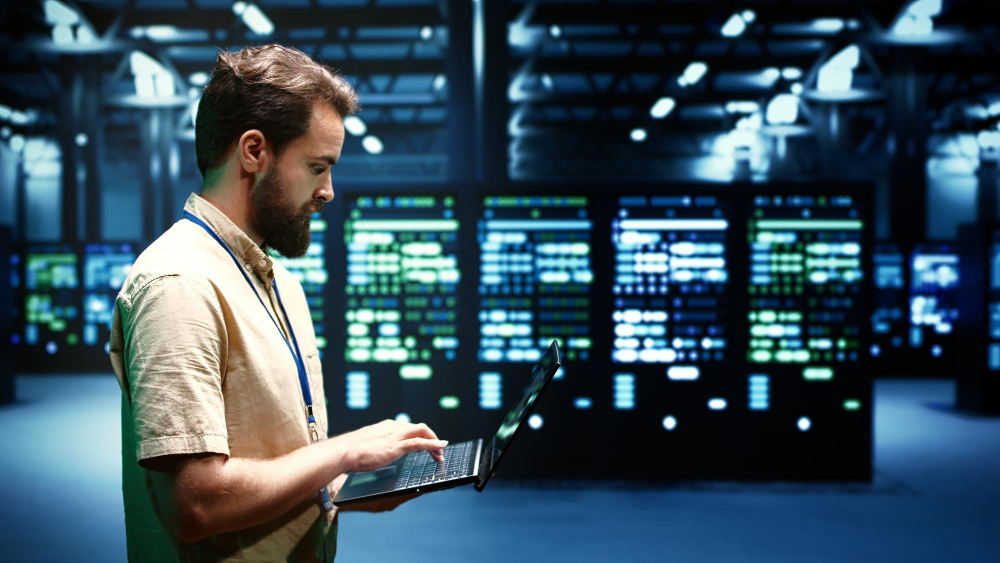 Administrator zarządzający serwerami z Windows Server